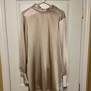 BNWT Pretty Lavish Satin dress size M